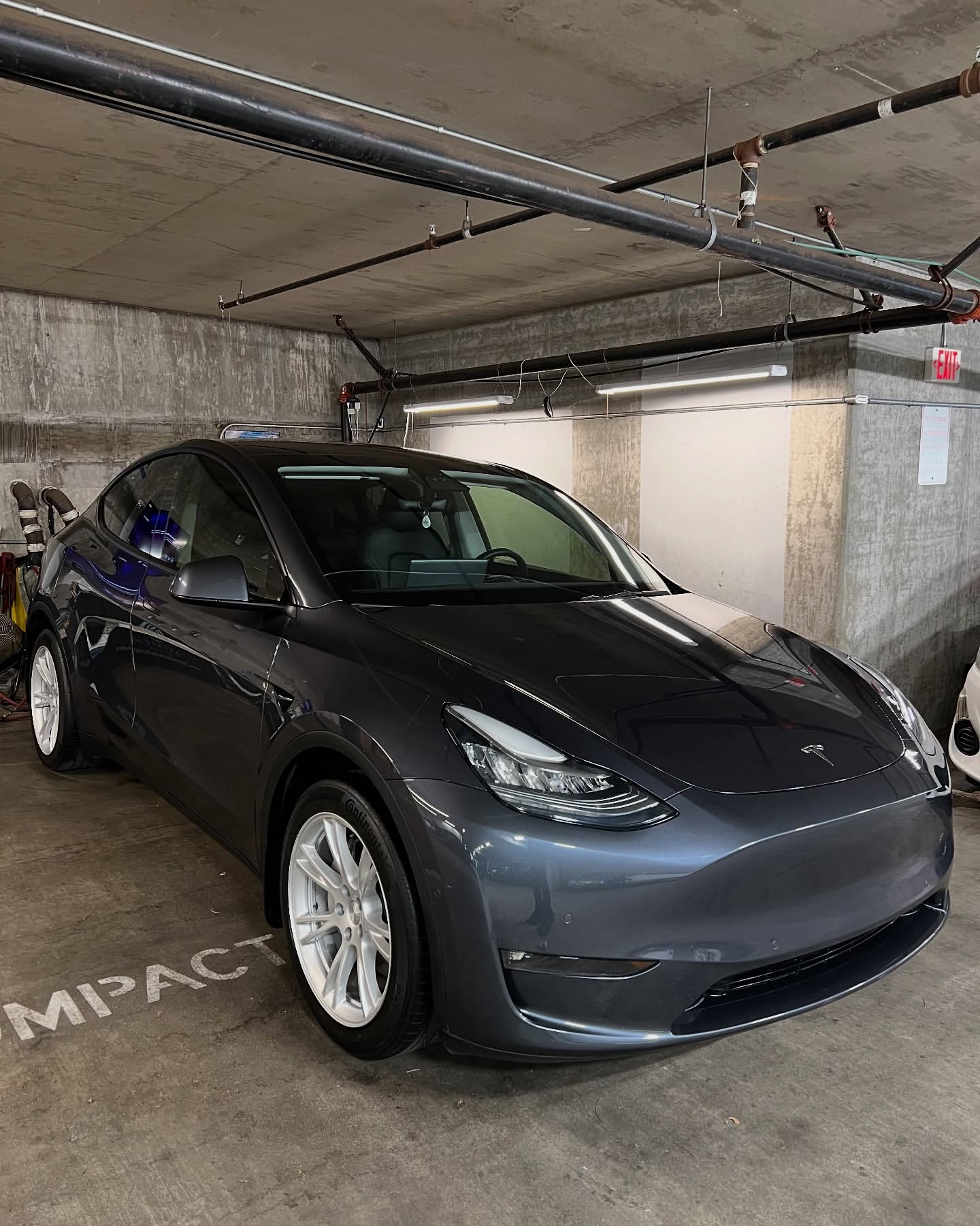 Tesla detailing Oahu